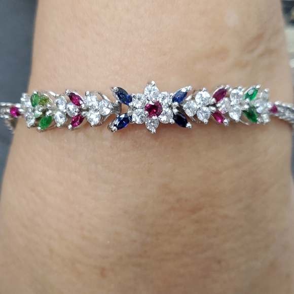 Jewelry - Picture 4 of 4